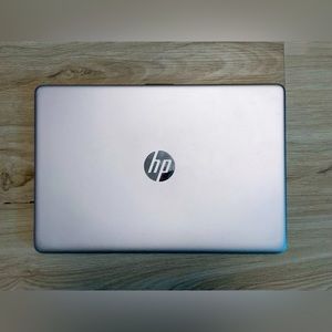 HP 15 Laptop AMD Ryzen 3 3250U
